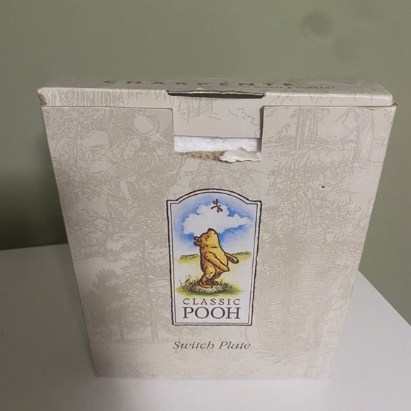 NIB Pooh Light Switch Plate - Picture 2 of 2
